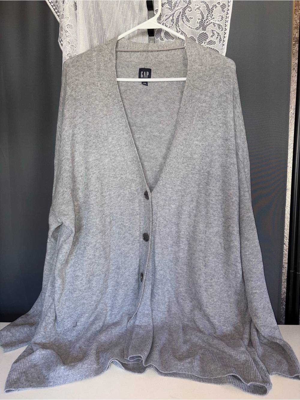 GAP Heather Gray V-Neck Button Front Cardigan Sweater Oversized Cozy Size XXL